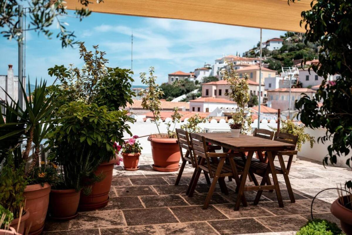 Nesea Boutique Apartments İdra Dış mekan fotoğraf